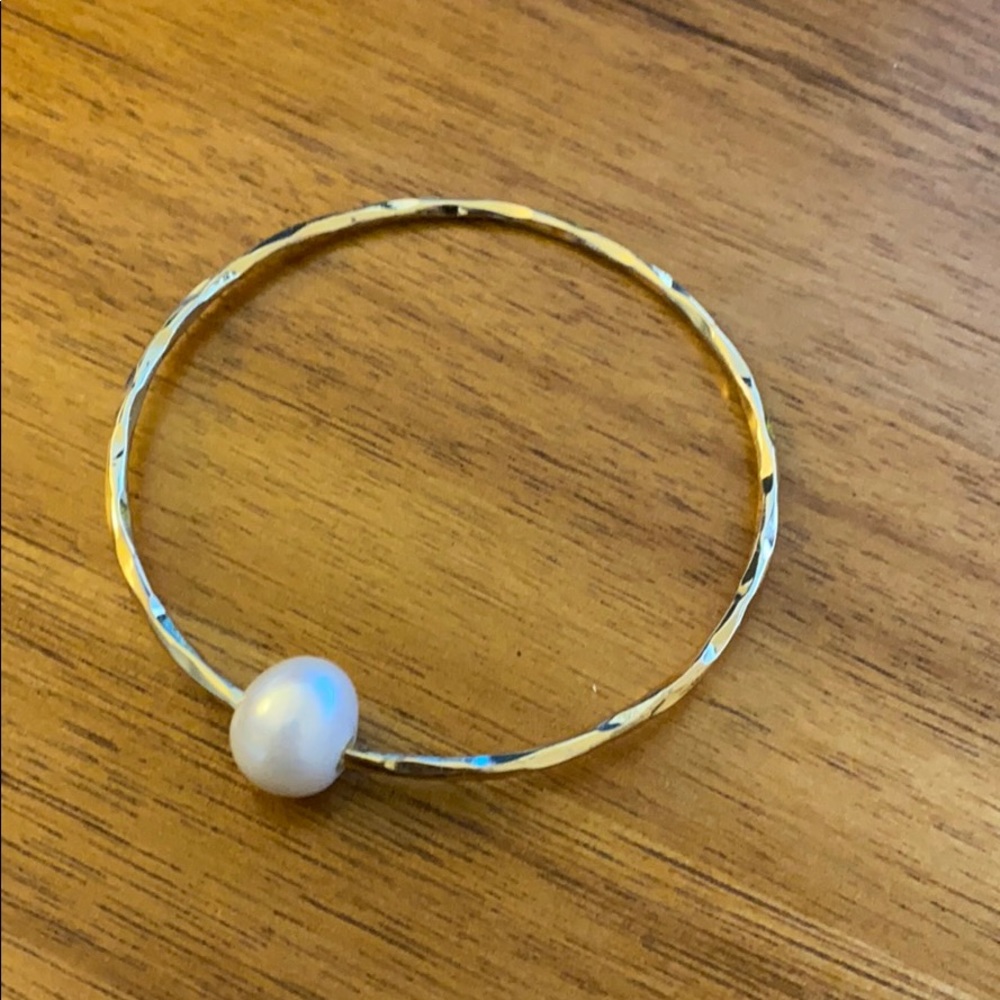 Freshwater pearl 18k gold plated bangle